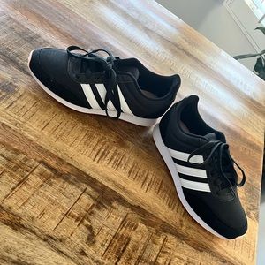ADIDAS sneakers size 6